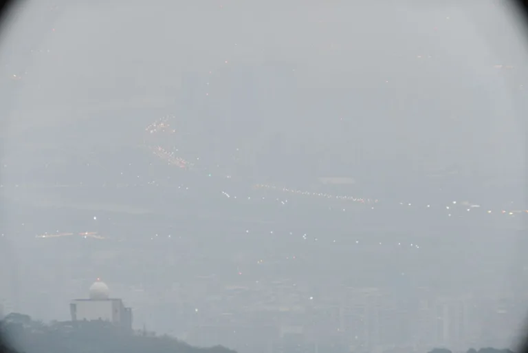 夜衝山上 滄也500 2
